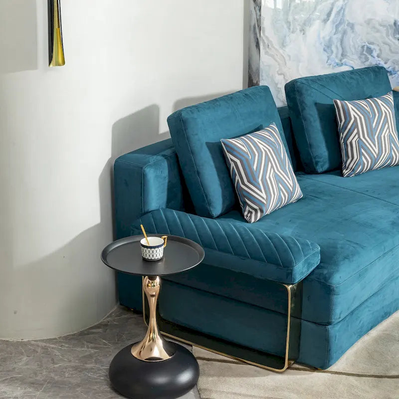 petite table d'appoint ronde pour petits espaces