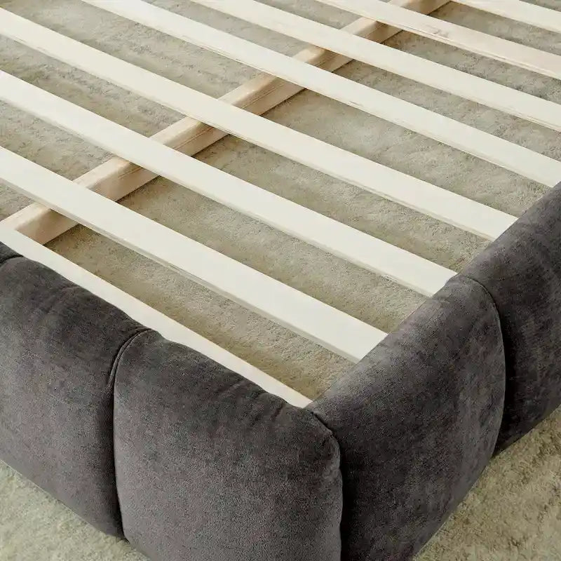 Lit plateforme rembourré en chenille avec tête de lit