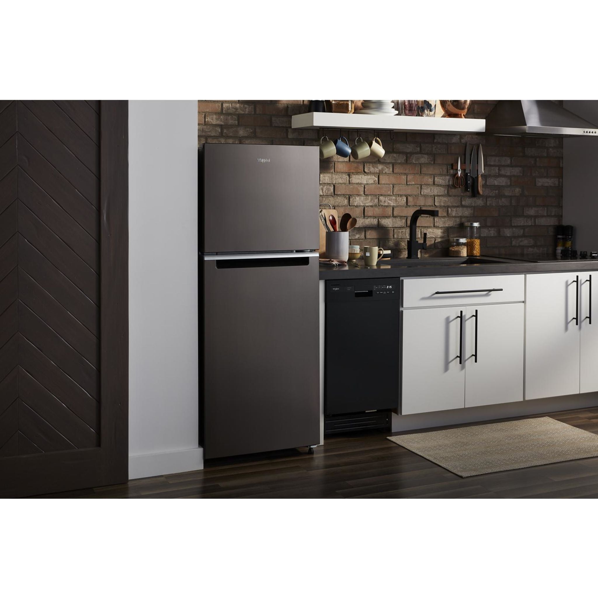 Réfrigérateur Whirlpool à congélateur supérieur (WRT312CZJV) - Finition inox noir