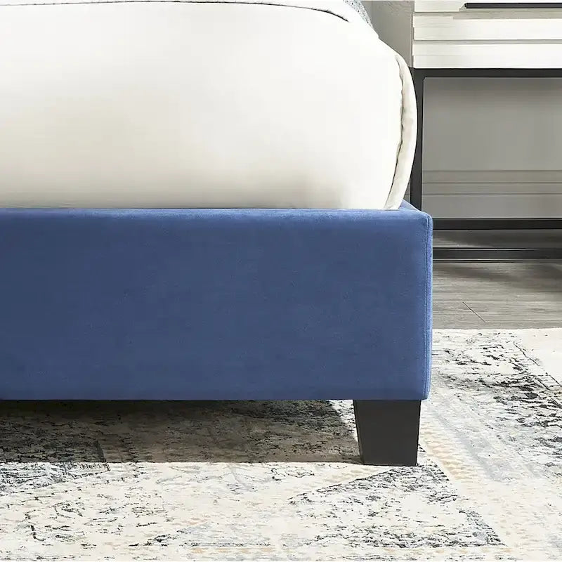 Lit capitonné à oreilles Summit de Roundhill Furniture avec tête de lit cloutée